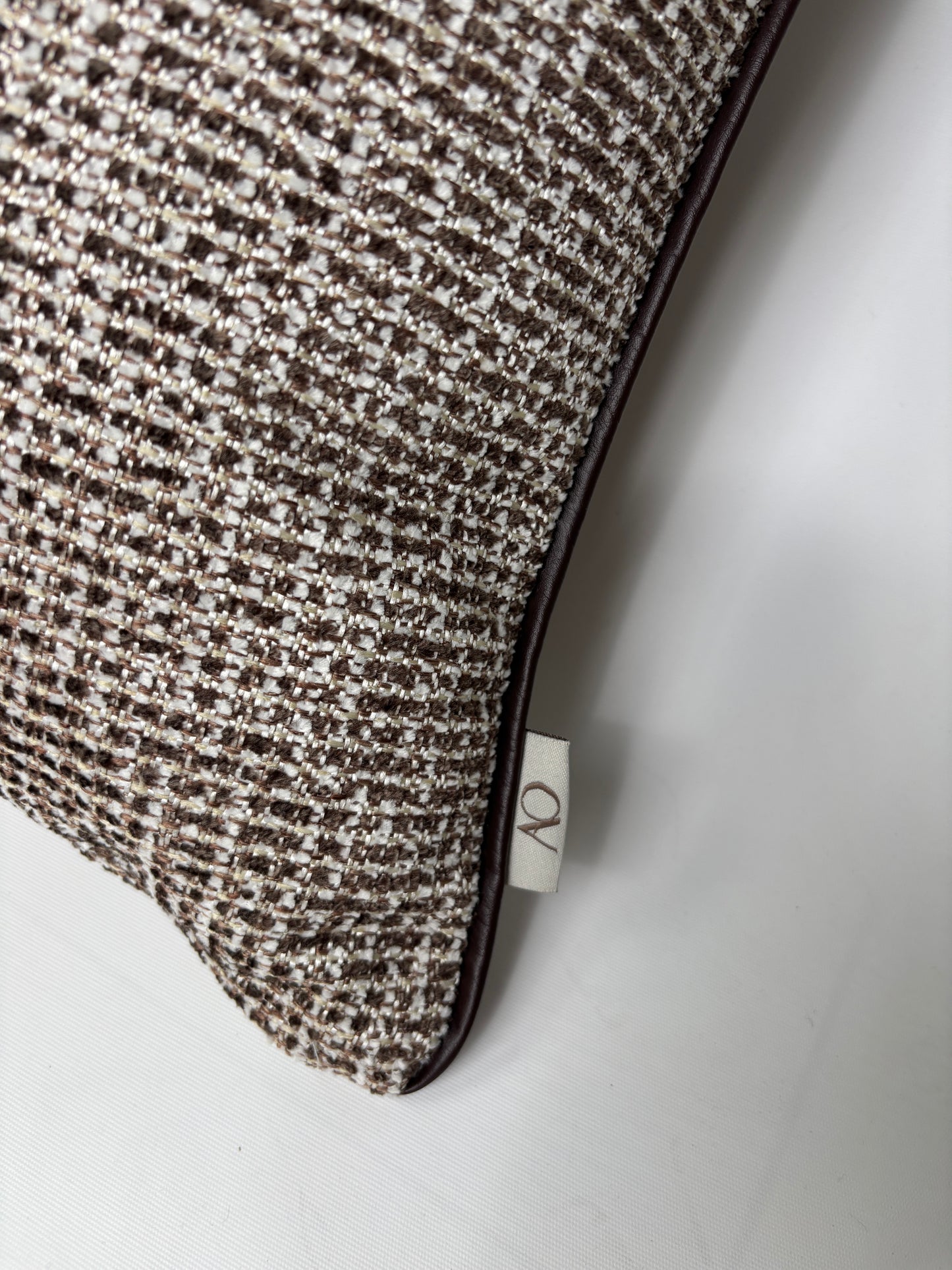 Tüvit Kırlent Kılıfı