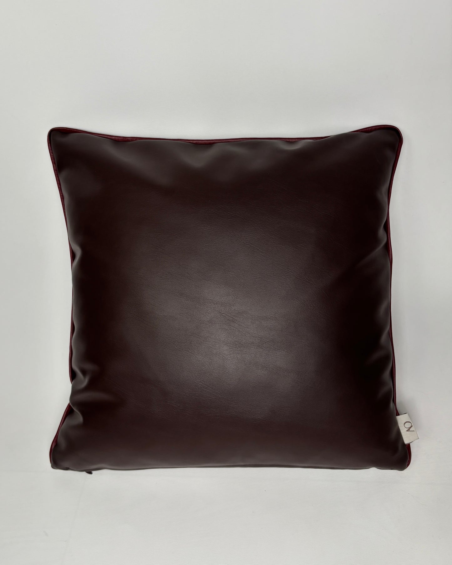 Kahverengi Deri Suni Kırlent Kılıfı